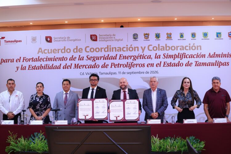 Firman convenio Estado y sector gasolinero