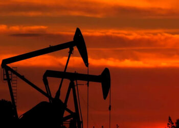 Petróleo: demanda mundial caerá más de lo previsto en 2026