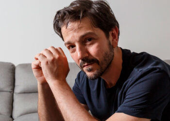 Diego Luna demanda cambios urgentes en la exhibición del cine mexicano
