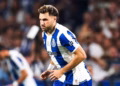 Santi Giménez debuta y roza el gol con Porto