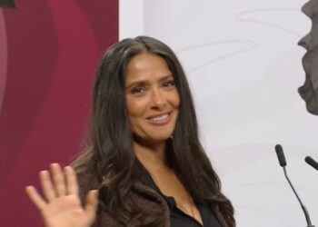 Salma Hayek debuta como directora con "Arena" en Quintana Roo y Veracruz