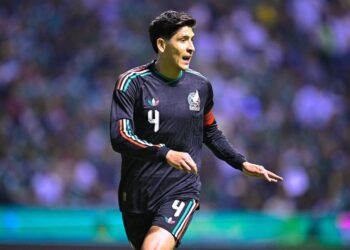 Edson Álvarez descarta al América y busca nuevo club
