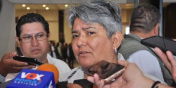 Cabeza de Vaca controlaba a conveniencia contratos de Salud