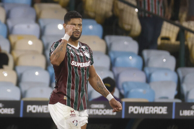 Fluminense derrota a Platense y se acerca a semifinales