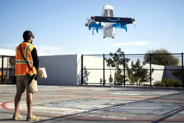 Vecinos de Texas protestan por drones de Amazon