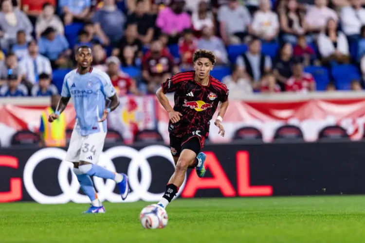 Julian Hall da triunfo a Red Bulls ante NYCFC