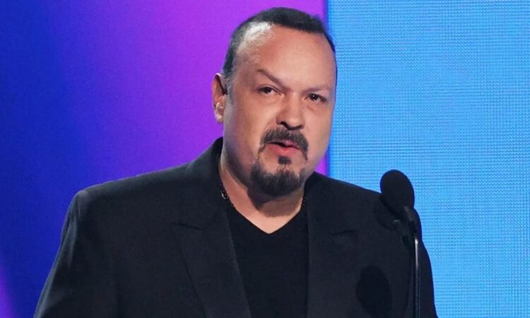 Pepe Aguilar anuncia dos bioseries y una serie de viajes