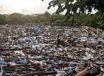 Basura y plástico invaden el Río Grande de San Miguel