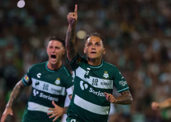 Santos derrota a Pachuca y suma su tercera victoria