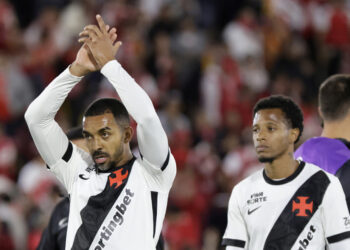 Santa Fe y Vasco empatan sin goles en cuartos