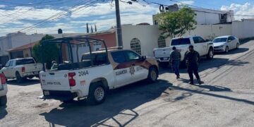 Someten y amarran a mujer durante robo