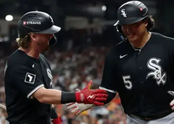 White Sox sorprenden a Astros y ganan 6-3 en playoffs