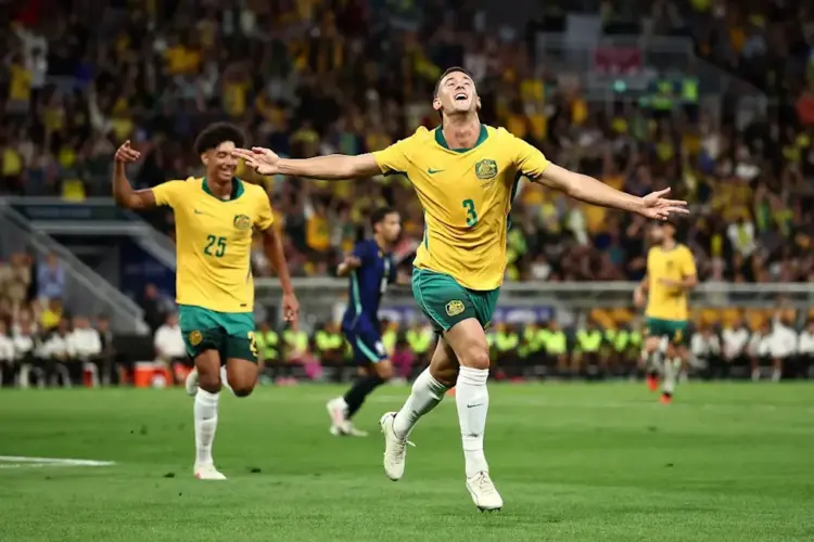Brasil remonta ante Australia y gana 4-2