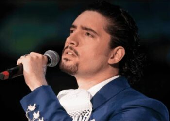 Alex Fernández evoluciona tras hospitalización por infección