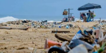 Paseantes ensucian playas de Tamaulipas