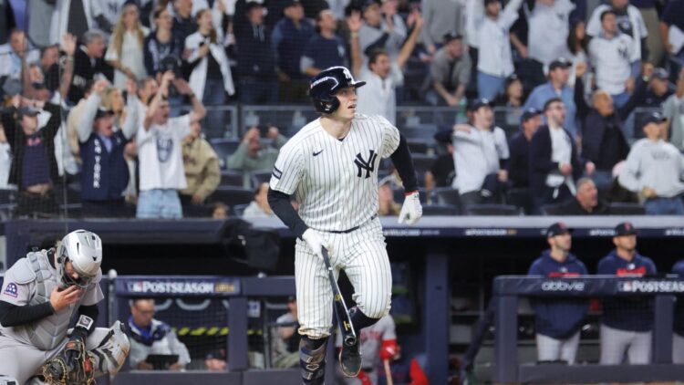 Yankees toman ventaja ante Red Sox en Serie de Comodines