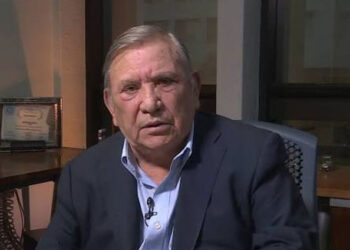 Fallece Chucho Gallegos, pionero de TVyNovelas, a los 84 años