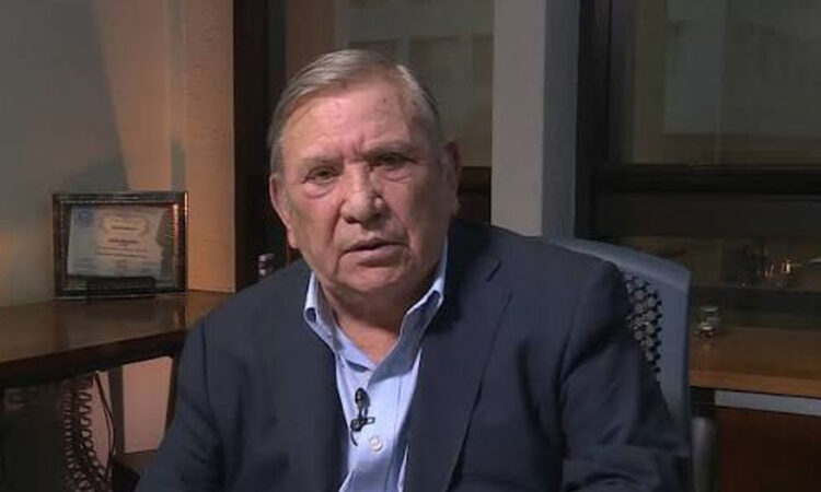 Fallece Chucho Gallegos, pionero de TVyNovelas, a los 84 años