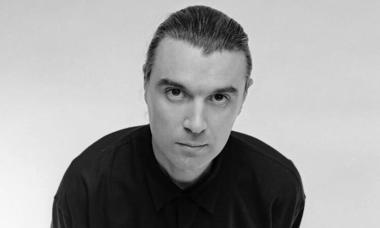 David Byrne deslumbra en el Teatro Metropólitan con su gira