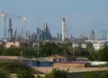 Venezuela cede control petrolero a EU por 25 años