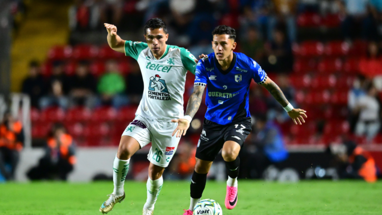 Iker Benito rescata a Querétaro ante León