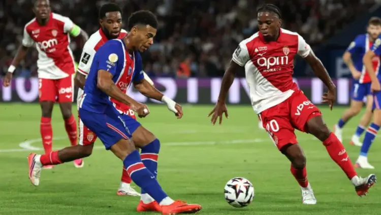 Mónaco remonta al PSG y sigue perfecto en Ligue 1