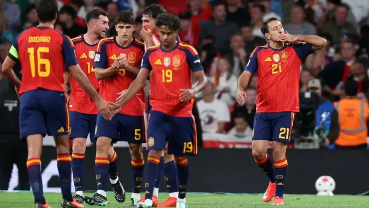 España remonta ante Inglaterra en Wembley