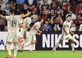 Chile reacciona y empata ante Estados Unidos con Ulloa