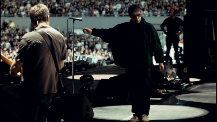 Oasis lanza video que sugiere posible regreso en 2027