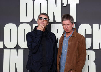 Liam y Noel Gallagher estrenan documental de Oasis en Londres