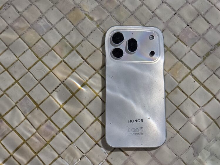 Honor 700 Pro podría incluir pantalla trasera de 1,72 pulgadas