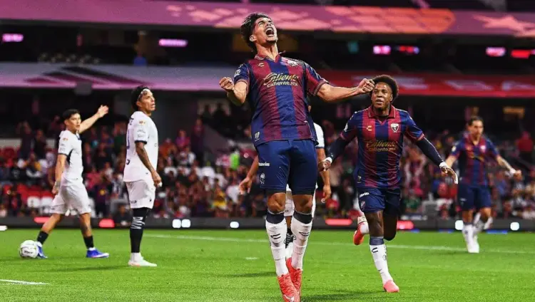 Atlante vence 4-2 a Rayados y vuelve a ganar en Liga MX