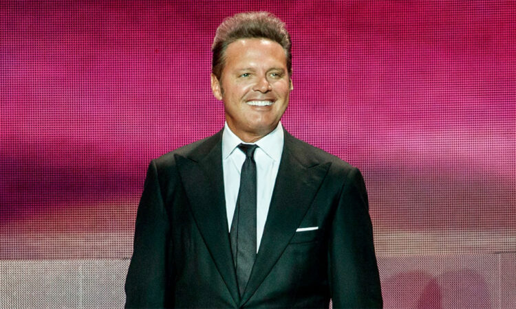 Profeco advierte sobre estafa de supuestos conciertos de Luis Miguel