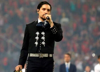 Alex Fernández cancela show en Culiacán por emergencia médica