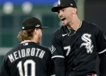 White Sox eliminan a Astros y hacen historia en playoffs