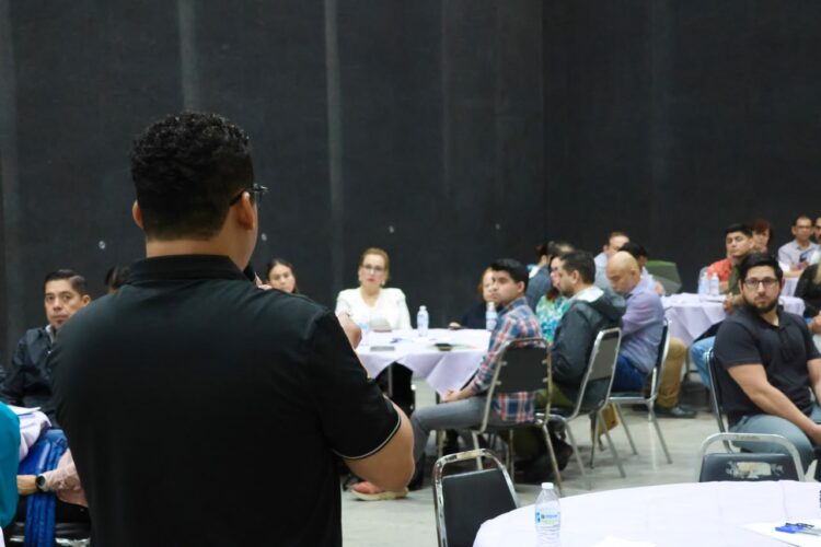 Capacitan a mil 288 personas contra la violencia de genero