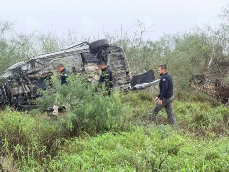 Volcadura de Guardia Estatal deja un muerto