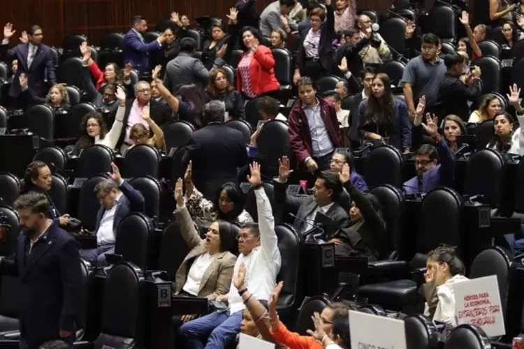 Buscan reelección 60% de diputados federales de la 4T