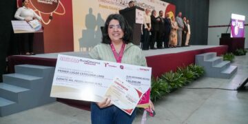 Egresada de la UAT-Reynosa diseña material biodegradable para purificar agua a bajo costo