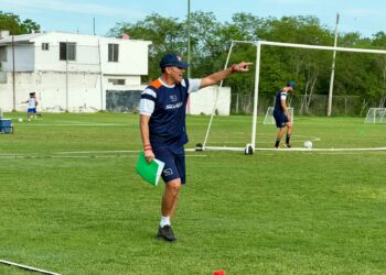 Apela Pereyra a su experiencia para calificar a Correcaminos a la Liguilla