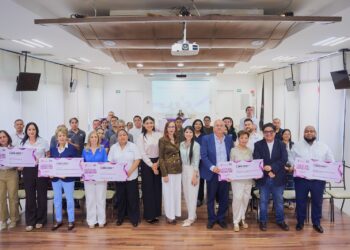 DIF Tamaulipas reconoce y premia a seis asociaciones civiles por su labor social