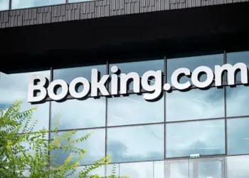 Unión Europea pone bajo la lupa los anuncios de Booking