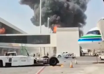 Hutíes amenazan con nuevos ataques a aeropuertos sauditas