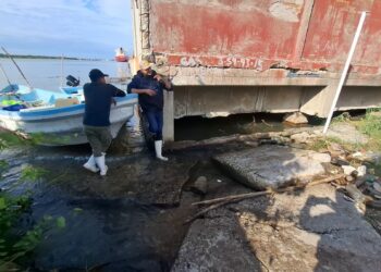 Contamina Pemex el río Pánuco
