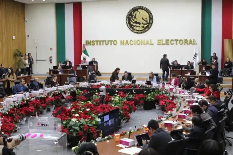 Auditorías revelan gastos irregulares millonarios en el INE