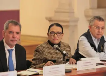 Autoridades revisarán seguridad y deducción fiscal con transportistas