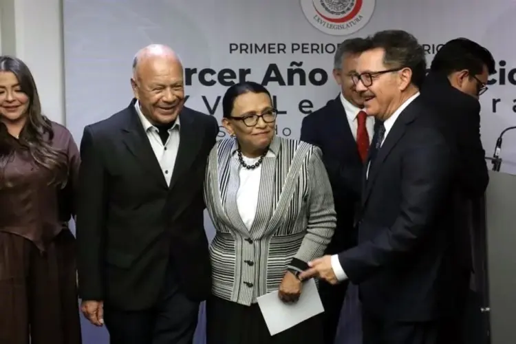 Oposición señala a Rosa Icela control del narco