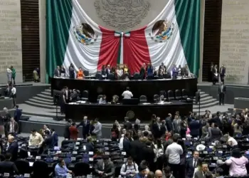 Diputados reciben dictámenes de ingresos para el 2027