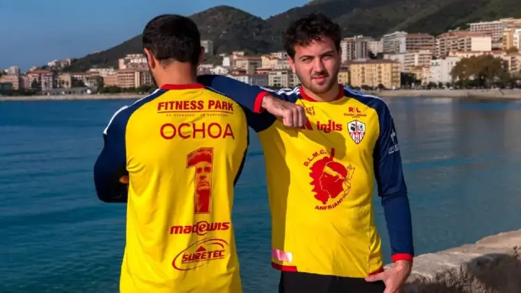 Guillermo Ochoa recibe homenaje especial del Ajaccio