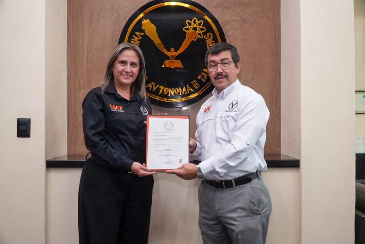 Rector de la UAT nombra a Dra. Bárbara Macías encargada de la Secretaría de Investigación y Posgrado